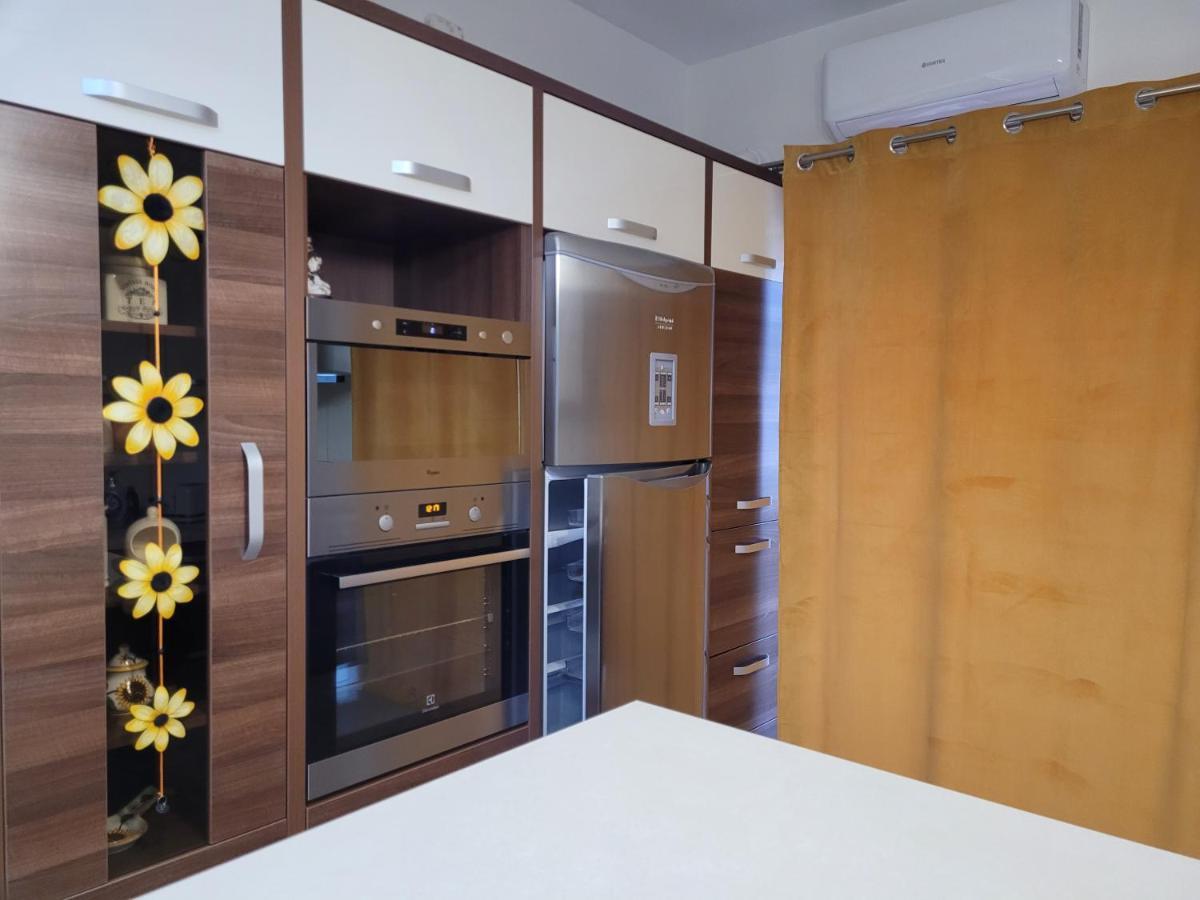 Andi Apartment Сібіу Екстер'єр фото
